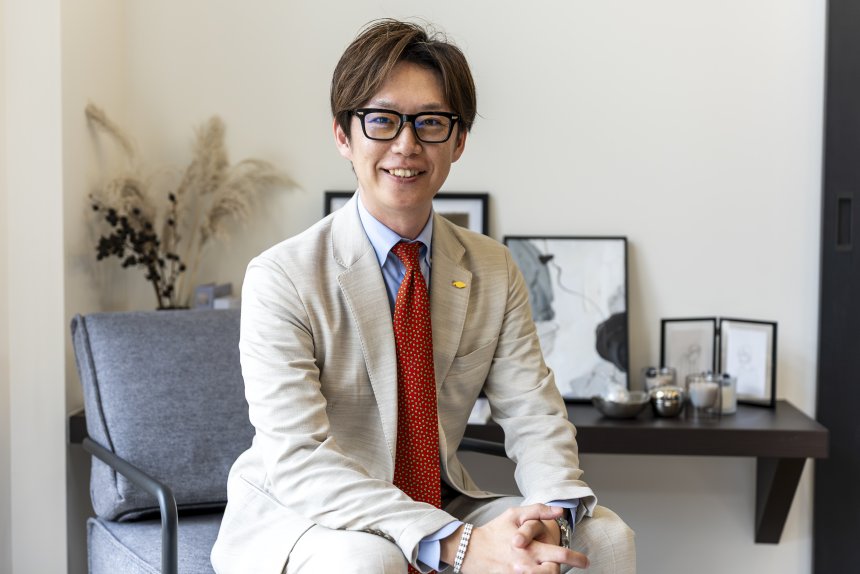 転職は考えていなかった。社長に出会うまでは。